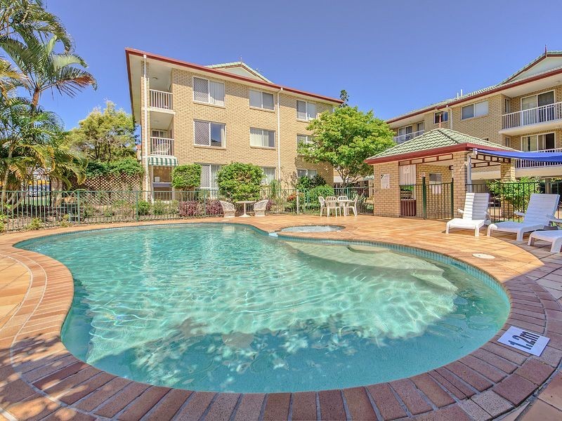 15/16 Whitby Street, Southport QLD 4215