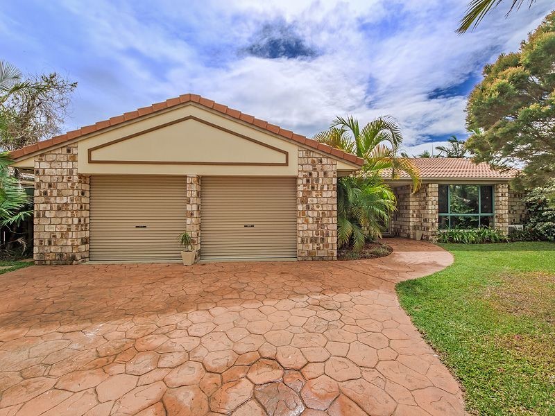 13 Thornleigh Crescent, Varsity Lakes QLD 4227