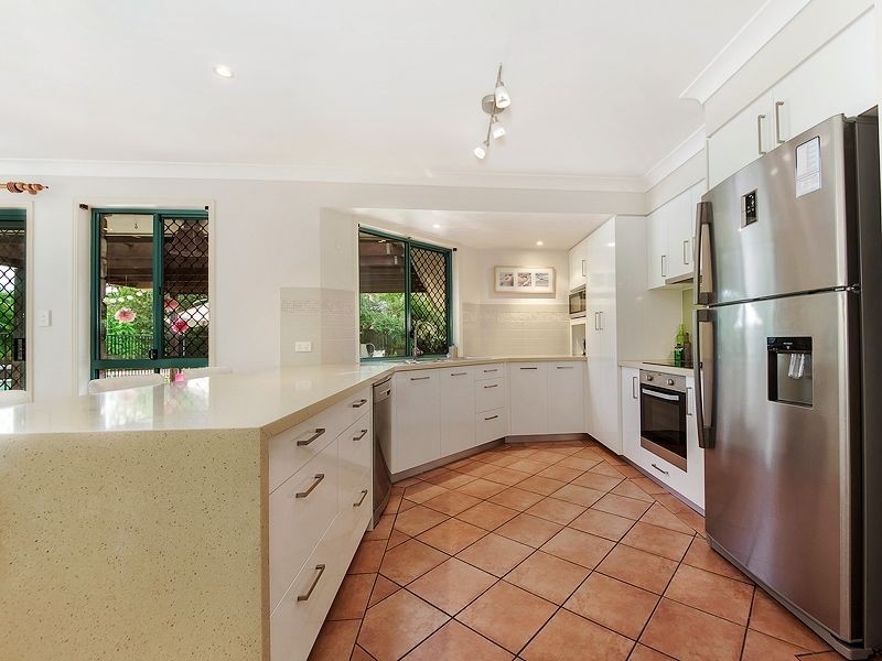 13 Thornleigh Crescent, Varsity Lakes QLD 4227