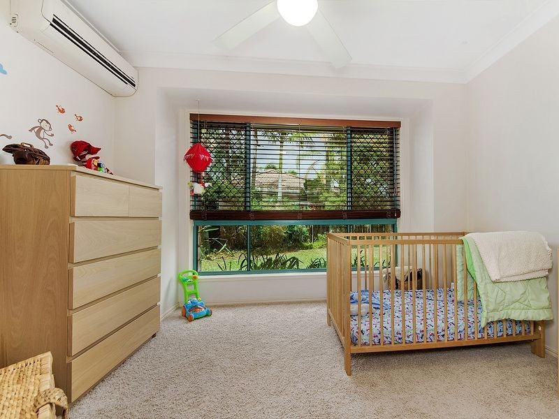13 Thornleigh Crescent, Varsity Lakes QLD 4227