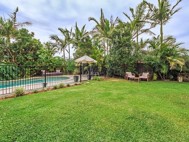 13 Thornleigh Crescent, Varsity Lakes QLD 4227