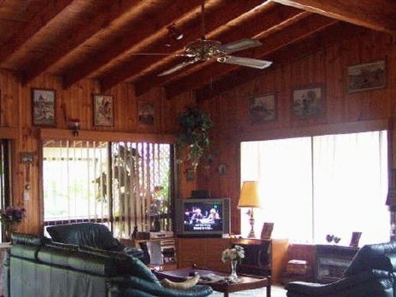 102 Sullivan Road, Tallebudgera QLD 4228