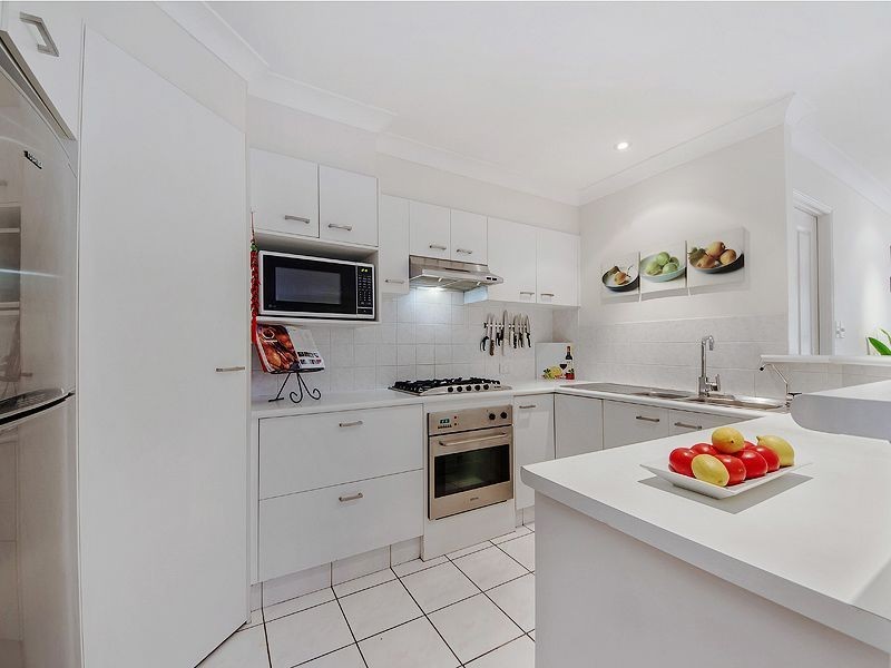 1/33 Thornleigh Crescent, Varsity Lakes QLD 4227