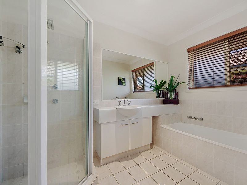 1/33 Thornleigh Crescent, Varsity Lakes QLD 4227