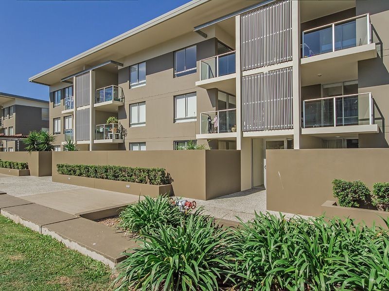 6104/12 Executive Drive, Burleigh Waters QLD 4220