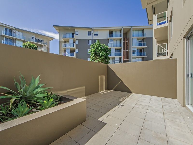 6104/12 Executive Drive, Burleigh Waters QLD 4220