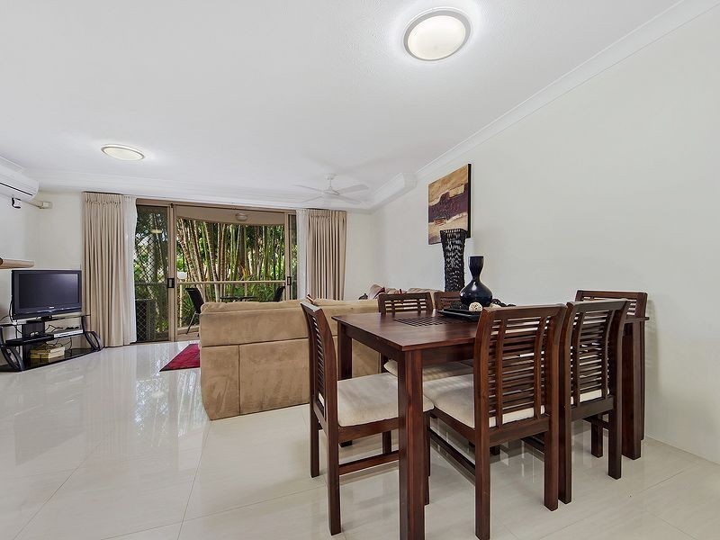 10/15 Santa Monica Rd, Miami QLD 4220