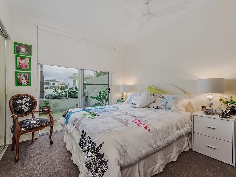 6/1 Lakefront Crescent, Varsity Lakes QLD 4227