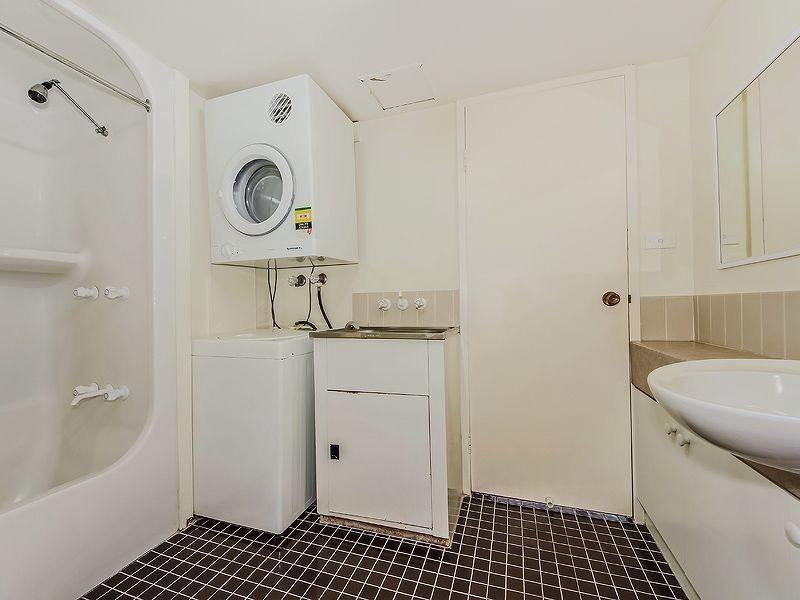 1002/1855 Gold Coast Highway, Burleigh Heads QLD 4220