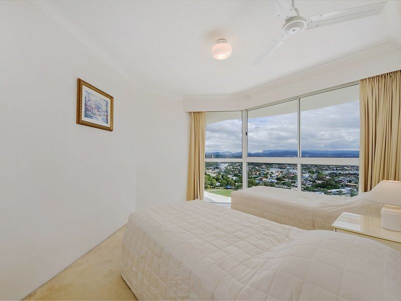 20A/3 Second Avenue, Burleigh Heads QLD 4220