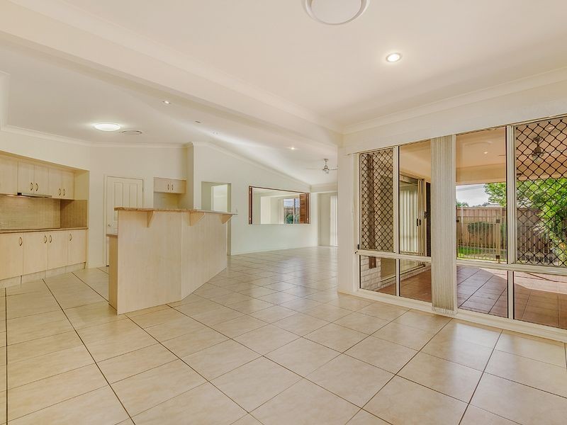 4 McLachlan Avenue, Mudgeeraba QLD 4213