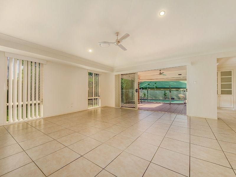 4 McLachlan Avenue, Mudgeeraba QLD 4213