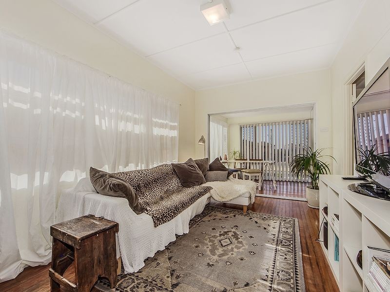 1424 Gold Coast Highway, Palm Beach QLD 4221