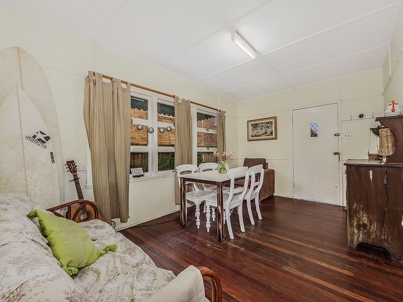 1424 Gold Coast Highway, Palm Beach QLD 4221