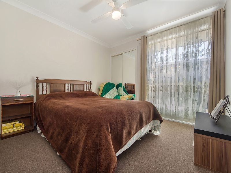 39 Galeen Dr, Burleigh Waters QLD 4220