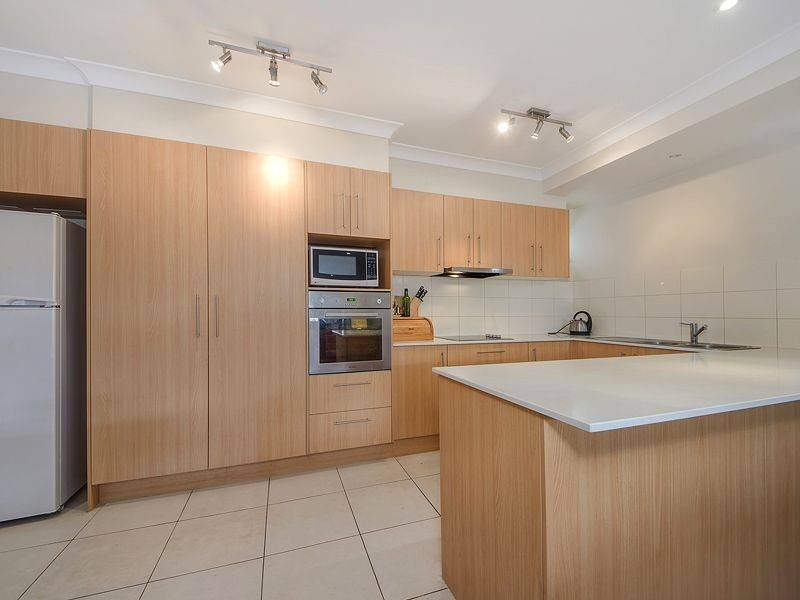 5/61 Tallebudgera Drive, Palm Beach QLD 4221