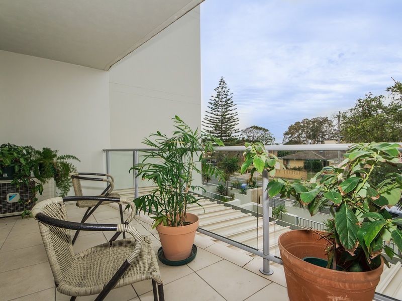 5/61 Tallebudgera Drive, Palm Beach QLD 4221