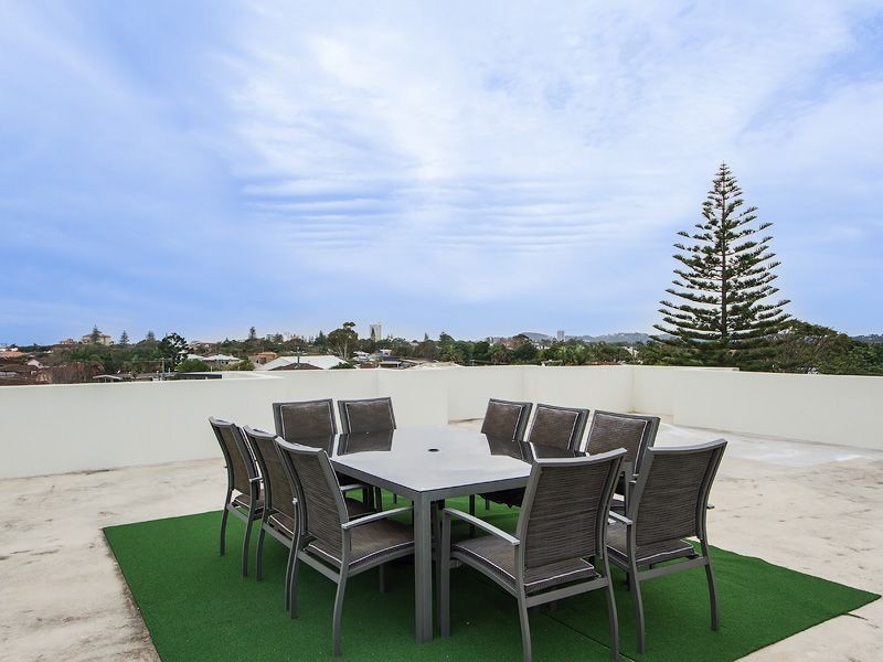 5/61 Tallebudgera Drive, Palm Beach QLD 4221