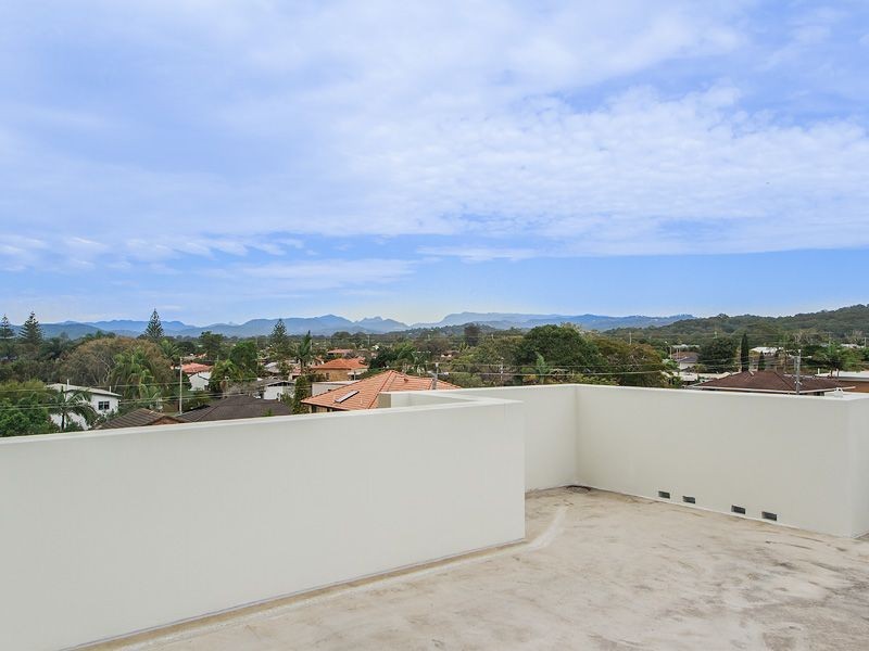 5/61 Tallebudgera Drive, Palm Beach QLD 4221