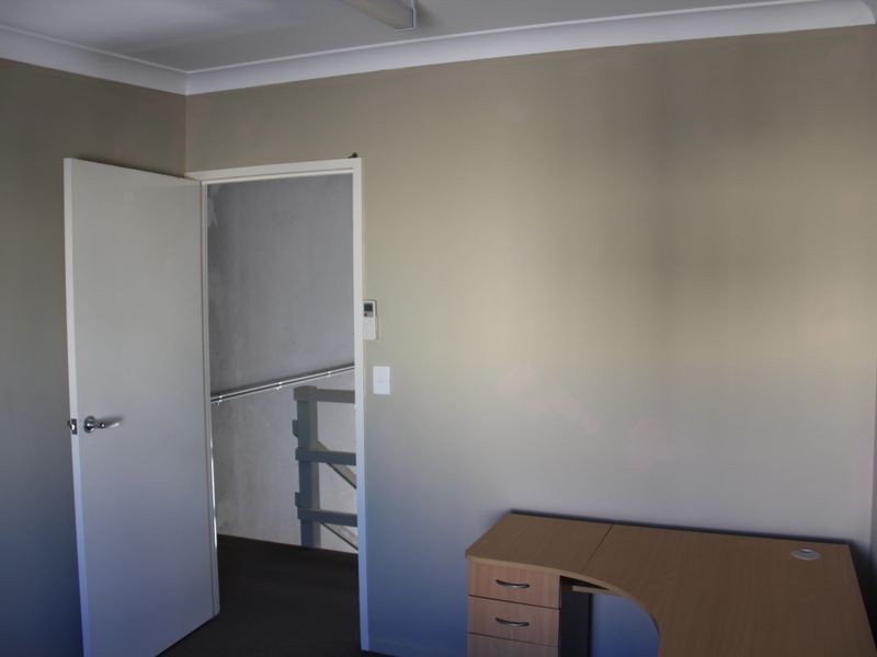 4/9 Rothcote Court, Burleigh Heads QLD 4220