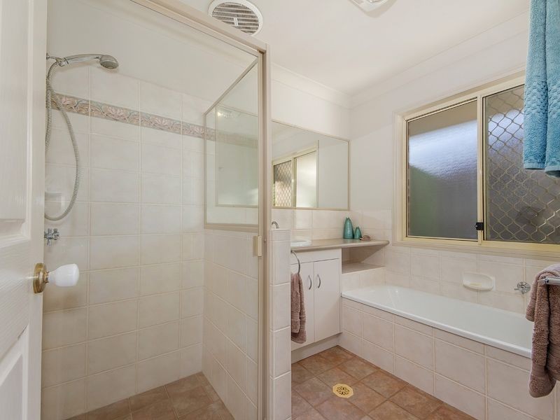 2/7 Maroubra Court, Varsity Lakes QLD 4227