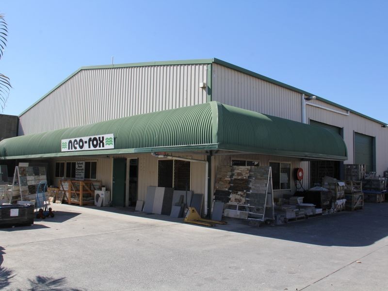 13 Ozone Parade, Miami QLD 4220