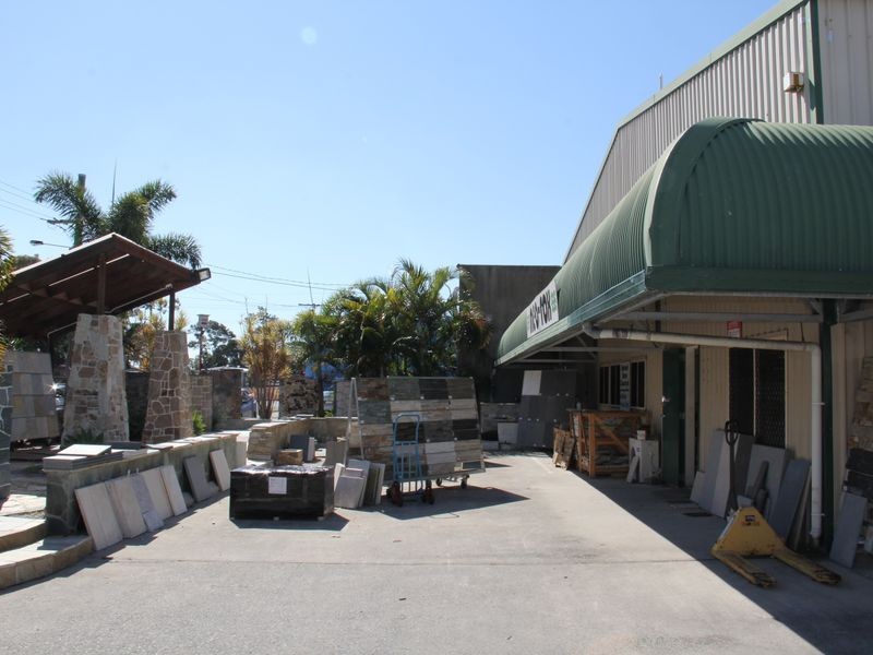 13 Ozone Parade, Miami QLD 4220