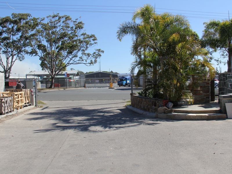 13 Ozone Parade, Miami QLD 4220