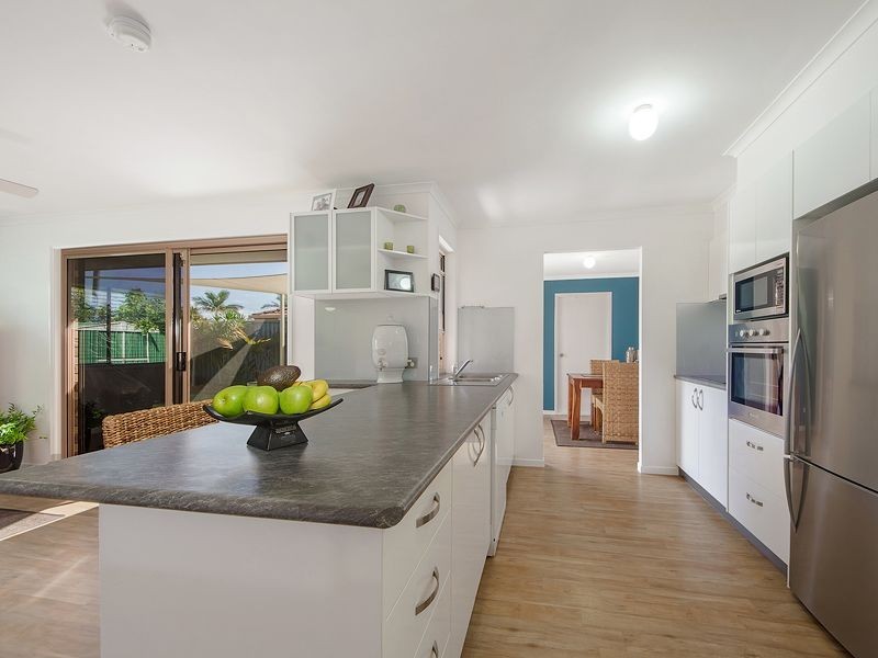 56 Southlake Dr, Varsity Lakes QLD 4227