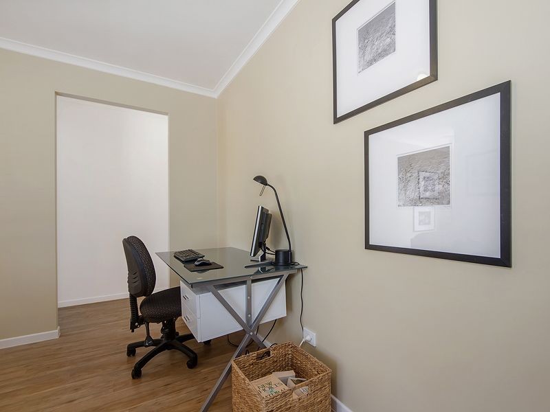 56 Southlake Dr, Varsity Lakes QLD 4227