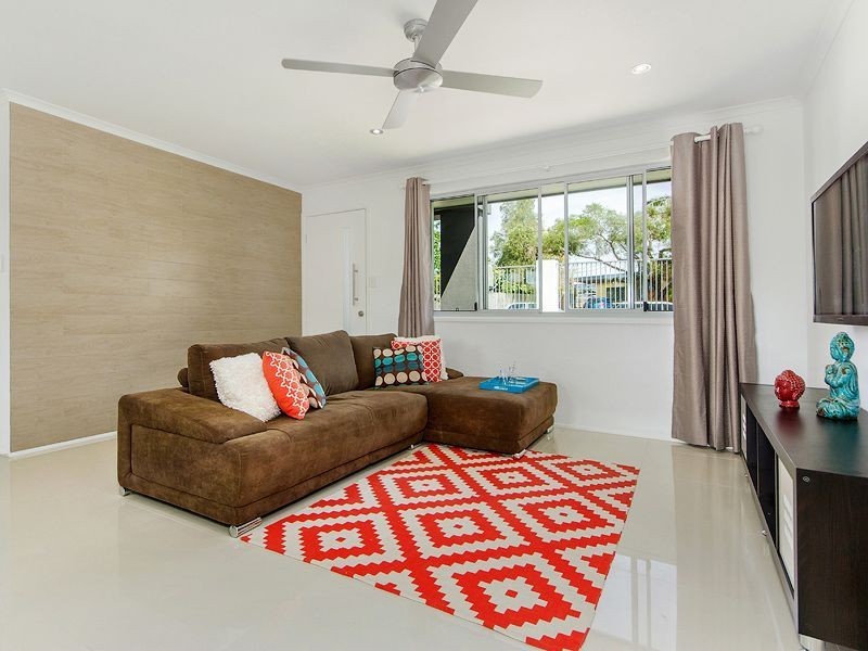 5 Viburnum St, Varsity Lakes QLD 4227