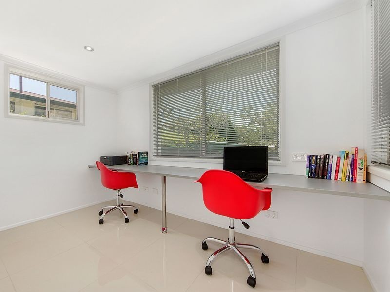 5 Viburnum St, Varsity Lakes QLD 4227