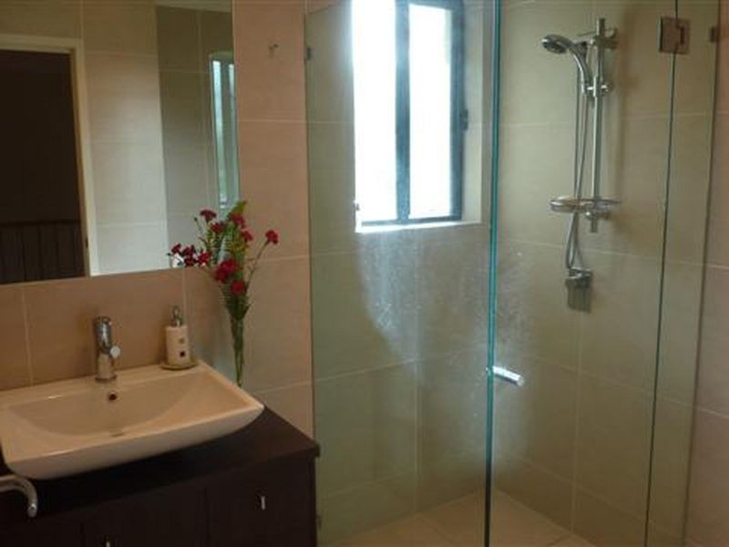 1/5 Sandown Avenue, Bundall QLD 4217