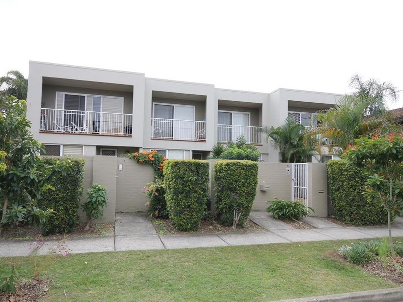 3/7 Sunset Boulevard, Surfers Paradise QLD 4217