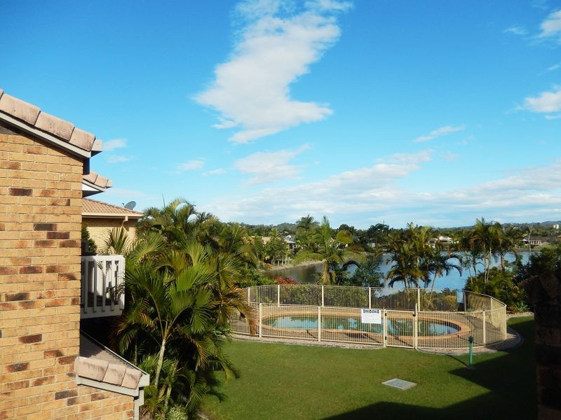 6/280 Christine Av, Varsity Lakes QLD 4227