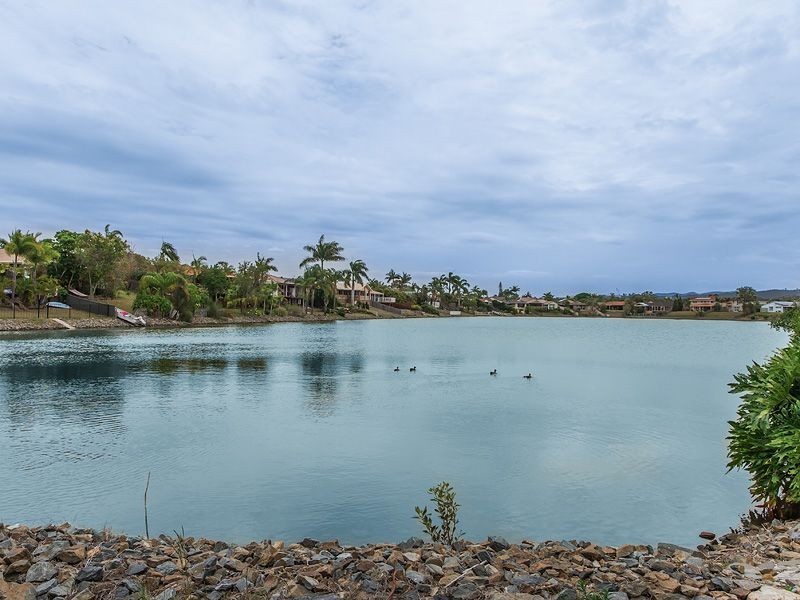 6/280 Christine Av, Varsity Lakes QLD 4227