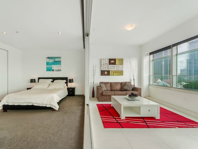 508/9 Hamilton Avenue, Surfers Paradise QLD 4217