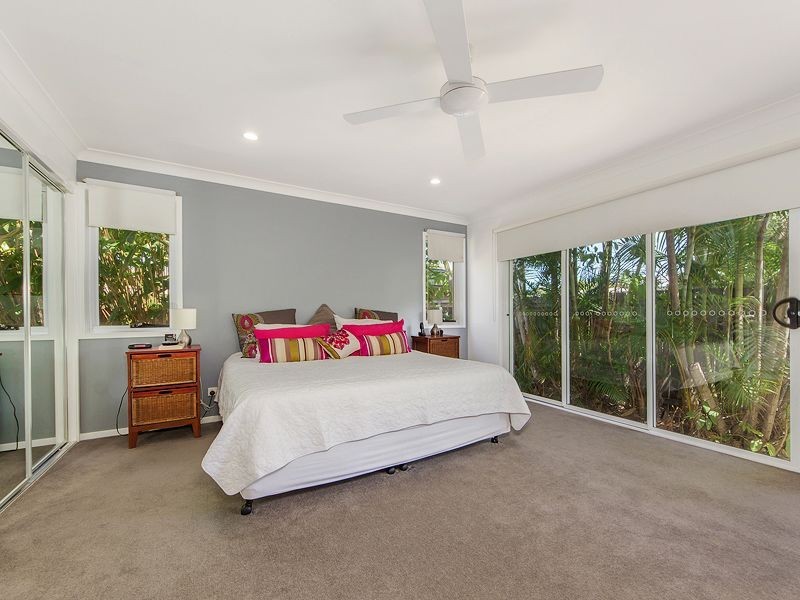 30 Dotterel Dr, Burleigh Waters QLD 4220