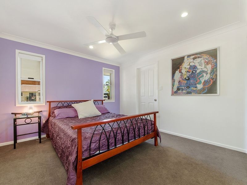 30 Dotterel Dr, Burleigh Waters QLD 4220