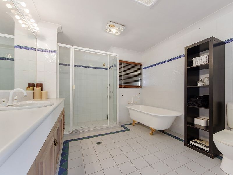 6 Keel Court, Currumbin Waters QLD 4223