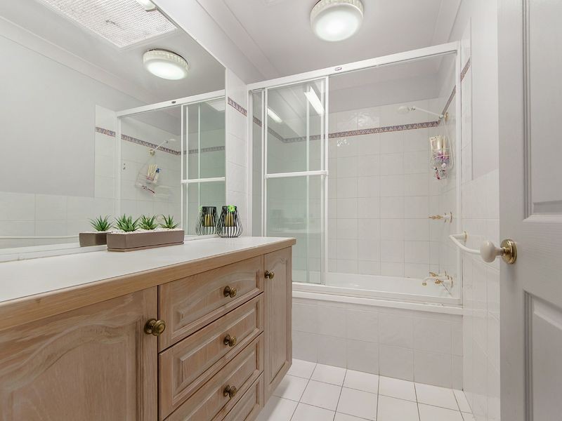 6 Keel Court, Currumbin Waters QLD 4223