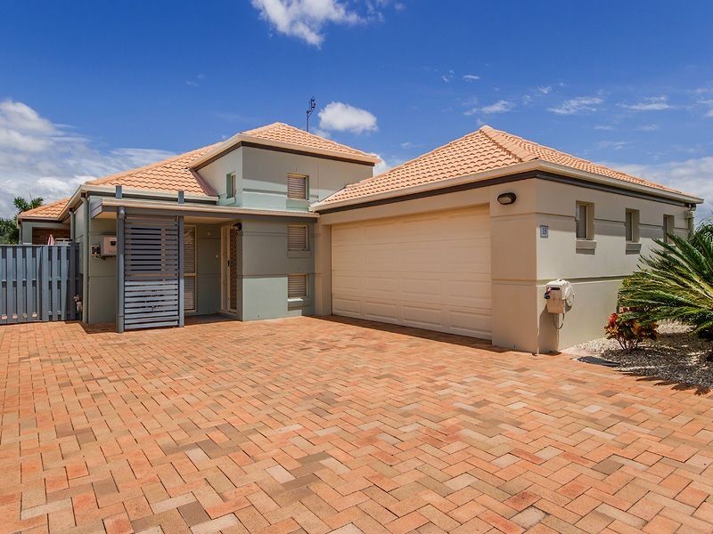 18/36 Beachcomber Court, Burleigh Waters QLD 4220