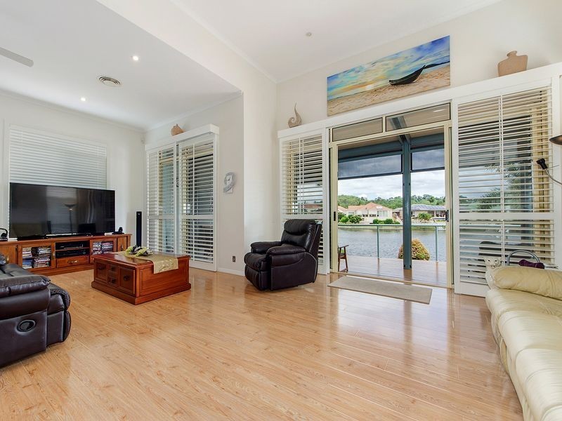 18/36 Beachcomber Court, Burleigh Waters QLD 4220