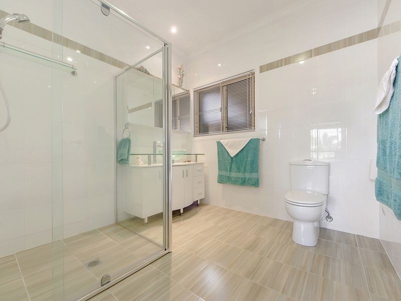 18/36 Beachcomber Court, Burleigh Waters QLD 4220