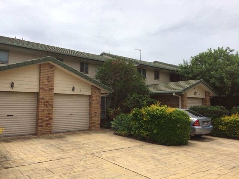 9/12 Bottlewood Ct, Burleigh Waters QLD 4220