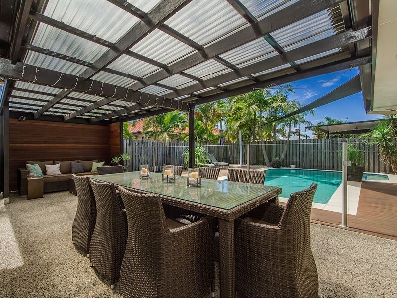 85 Honeyeater Dr, Burleigh Waters QLD 4220