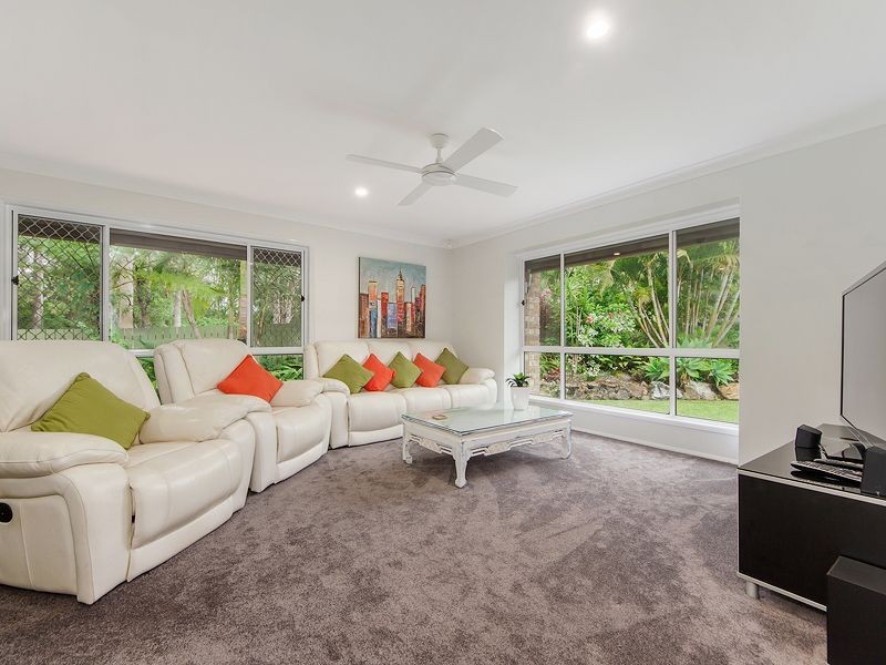 16 Cowell Drive, Burleigh Heads QLD 4220