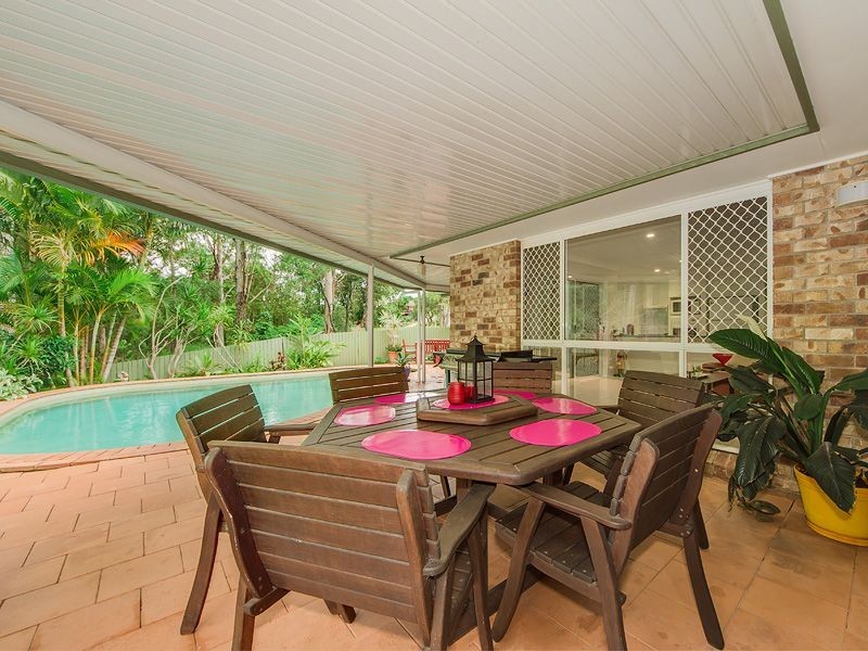 16 Cowell Drive, Burleigh Heads QLD 4220