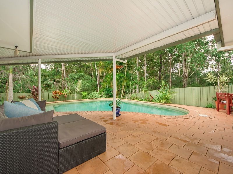 16 Cowell Drive, Burleigh Heads QLD 4220