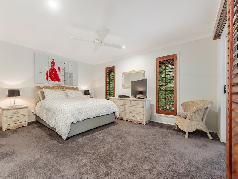 16 Cowell Drive, Burleigh Heads QLD 4220